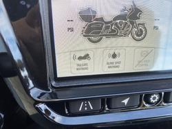 2025 Indian PURSUIT DARK HORSE Black