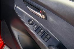 2015 Mazda 2 Maxx DJ Series Soul Red