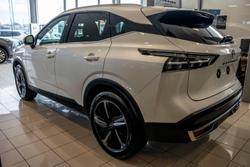 2025 Nissan
                QASHQAI Ti e-POWER