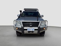 2012 Toyota
                Landcruiser GXL