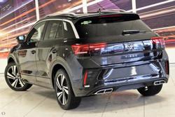 2025 Volkswagen T-Roc 140TSI R-Line D11 MY25 Four Wheel Drive Deep Black Pearl