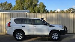 2021 Toyota
Landcruiser Prado GX