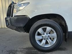 2021 Toyota
Landcruiser Prado GX