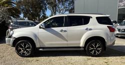 2019 Isuzu
                MU-X LS-T