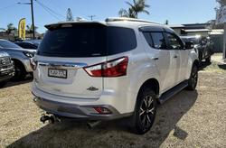 2019 Isuzu
                MU-X LS-T