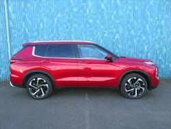 2024 MITSUBISHI
Outlander