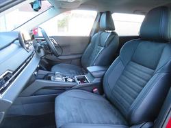 2024 MITSUBISHI
Outlander