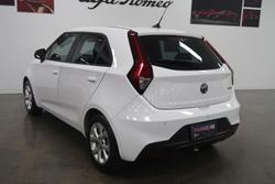 2022 MG
                MG3 Core