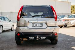 2012 Nissan
X-TRAIL Ti