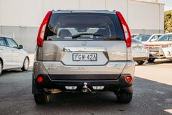 2012 Nissan
X-TRAIL Ti
