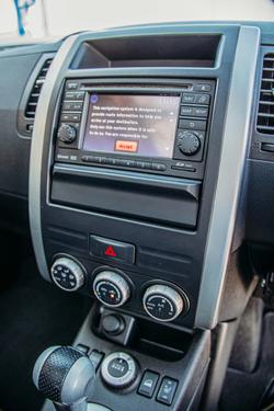 2012 Nissan
X-TRAIL Ti