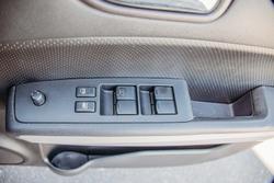 2012 Nissan
X-TRAIL Ti