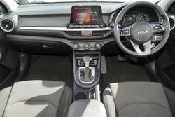 2022 Kia
                Cerato S
