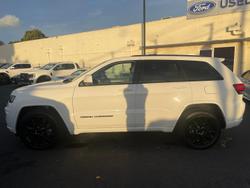 2021 Jeep
Grand Cherokee Night Eagle
