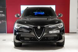 2019 Alfa Romeo Stelvio Quadrifoglio