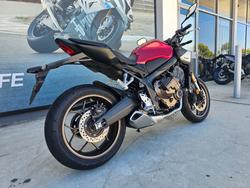 2025 Honda CB650RAC Red