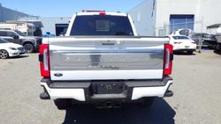 2025 Ford
F350 Platinum