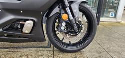 2024 Yamaha YZF-R7LA BLACK