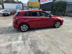 2018 HYUNDAI
i30 ACTIVE