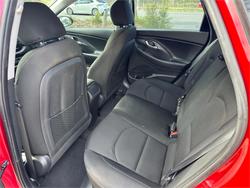 2018 HYUNDAI
i30 ACTIVE