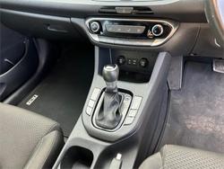 2018 HYUNDAI
i30 ACTIVE