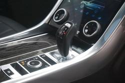 2021 Land Rover
Range Rover Sport DI6 183kW SE