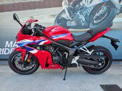2025 Honda CBR650RAC Red
