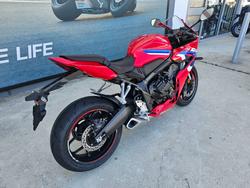 2025 Honda CBR650RAC Red