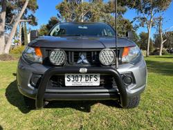 2017 Mitsubishi
Triton GLX+
