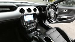 2017 Ford
Mustang