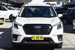 2024 Subaru
                Forester 2.5i