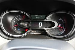 2017 Renault
                Trafic 66KW Low Roof SWB