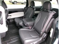 2023 Kia Carnival Special Edition