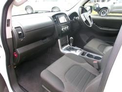 2013 Nissan
Navara ST-X 550