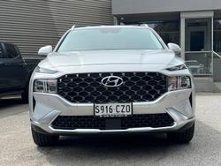 2023 Hyundai
                Santa Fe Elite