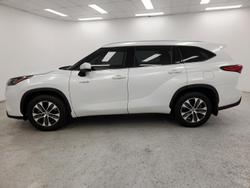 2022 Toyota Kluger GXL AXUH78R 4X4 On Demand Frosted White