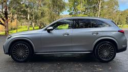 2024 Mercedes-Benz
GLC-Class GLC300