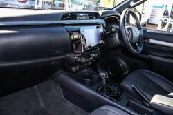 2023 Toyota
                Hilux Rogue