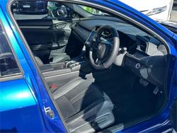2017 HONDA
                CIVIC RS