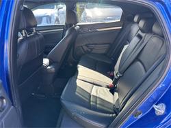 2017 HONDA
                CIVIC RS