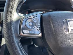 2017 HONDA
                CIVIC RS