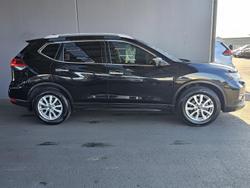 2020 Nissan
                X-TRAIL ST-L