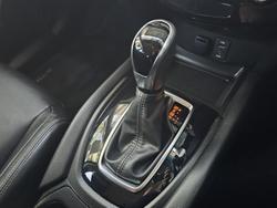 2020 Nissan
                X-TRAIL ST-L