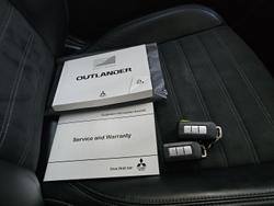 2019 Mitsubishi
Outlander LS