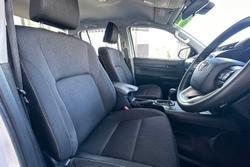 2020 Toyota
Hilux SR