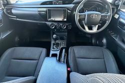 2020 Toyota
Hilux SR
