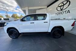 2020 Toyota
Hilux SR