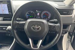 2021 Toyota
RAV4 GX