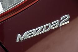 2017 Mazda
                2 Neo