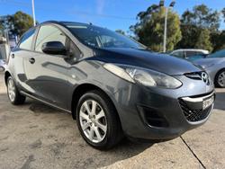 2010 Mazda
2 Neo